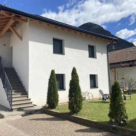 Luis Home Laives Exterior photo